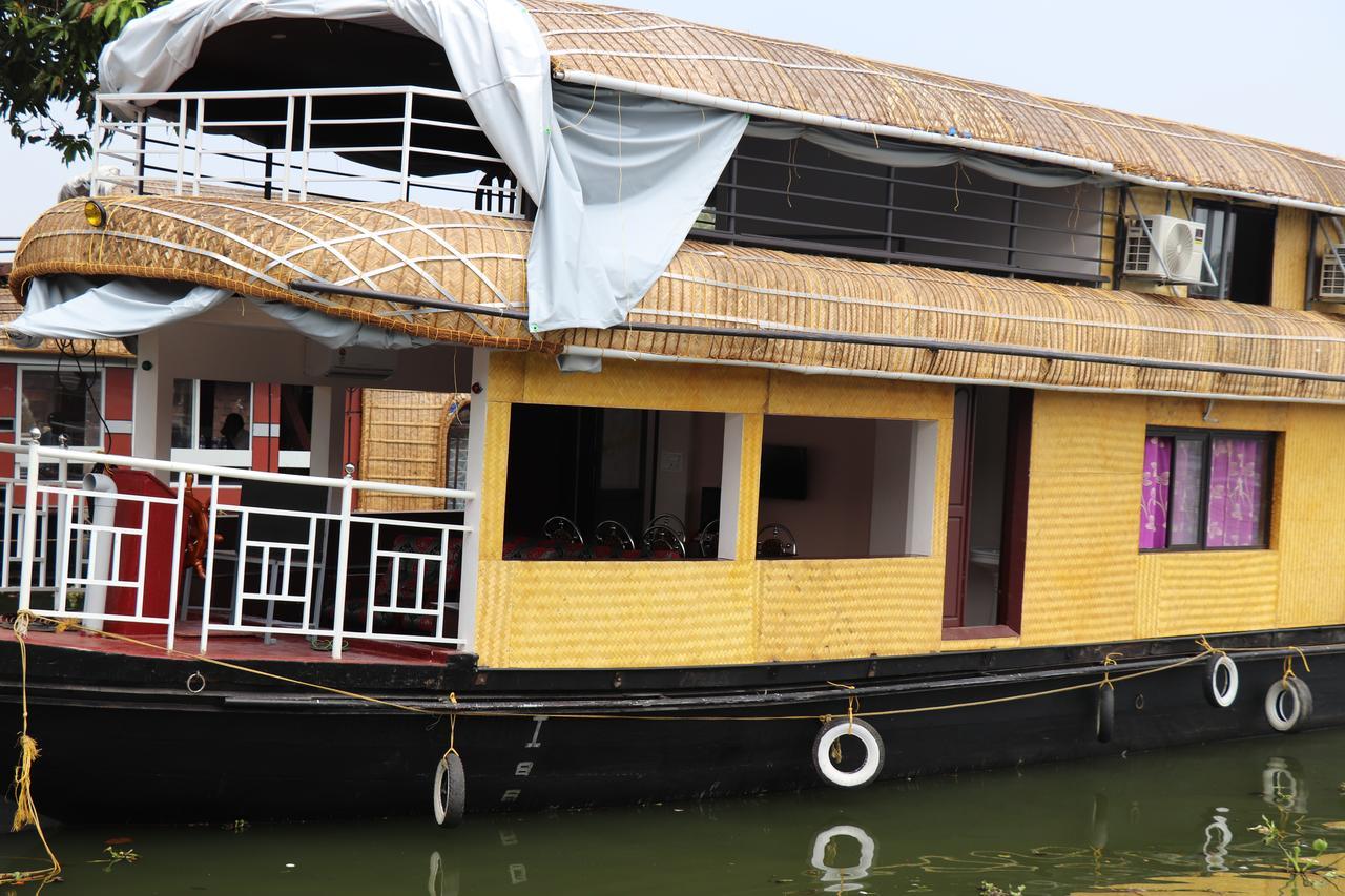 Friends Cruise, Nightstay Houseboat Alappuzha Exterior foto