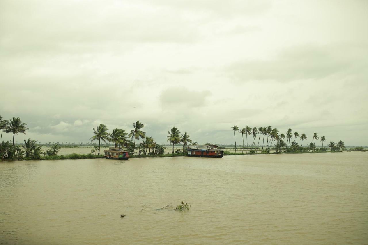 Friends Cruise, Nightstay Houseboat Alappuzha Exterior foto